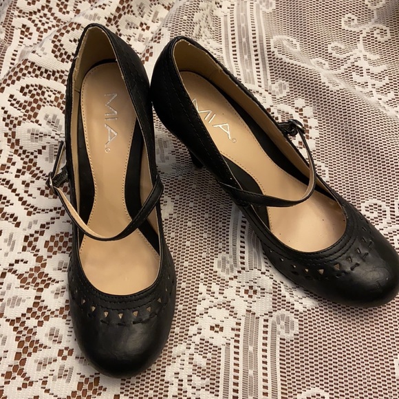 Mia shoes - Picture 2 of 7